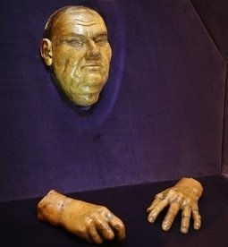 luter-mascara mortuoria