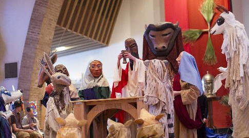 misa-modernista-pagana-aberracic3b3n-disfraces