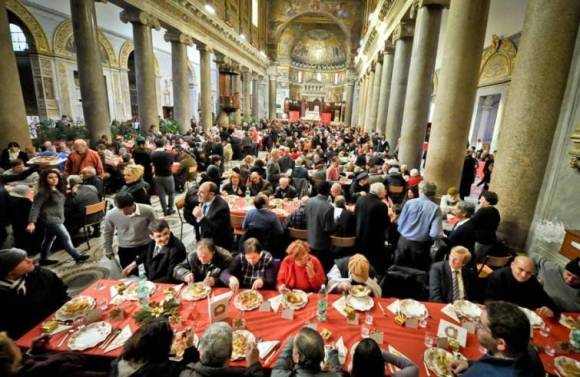 Sant-Egidio-a-Natale-tavola-imbandita-per-200mila-poveri_articleimage