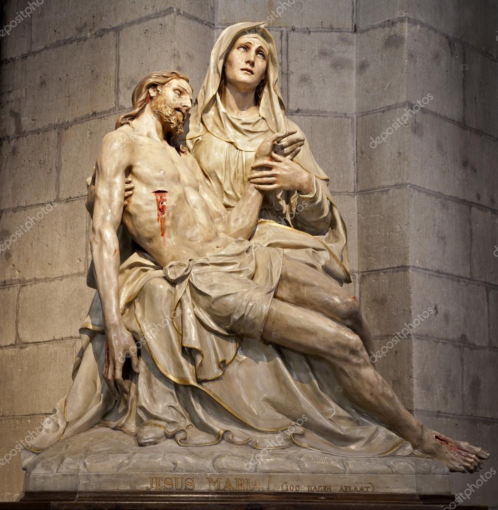 depositphotos_13138291-stock-photo-gent-june-24-pieta-from